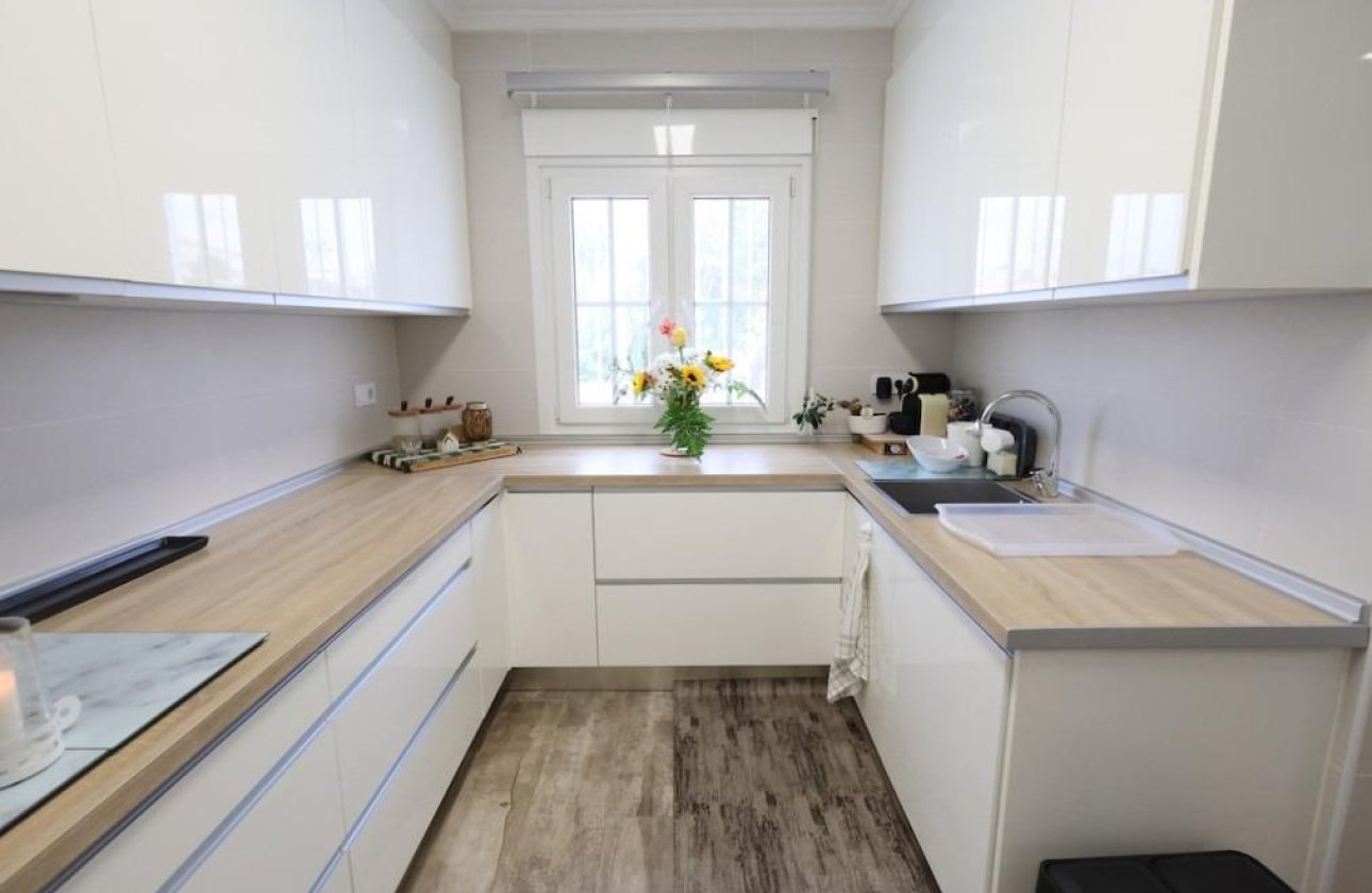 Revente - Villa - San Miguel de Salinas - Las filipinas