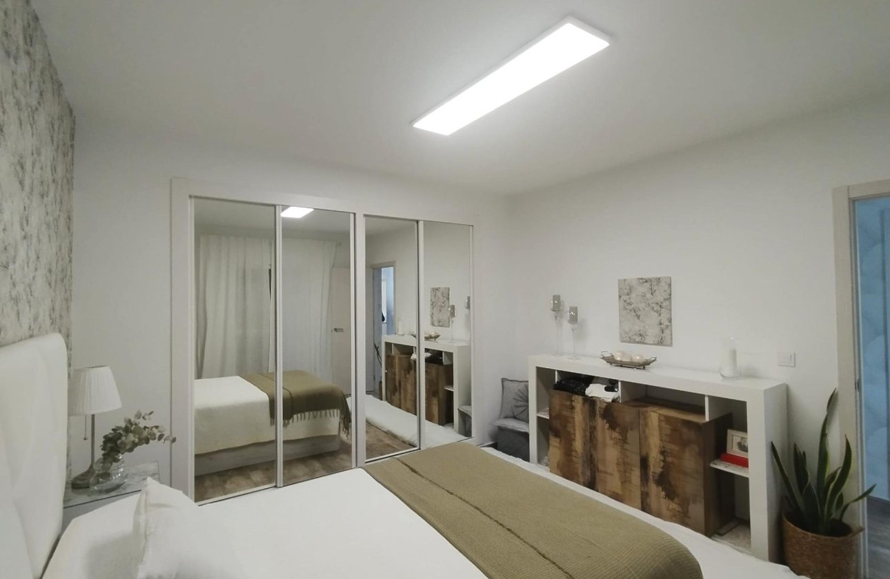 Revente - Villa - San Miguel de Salinas - Las filipinas