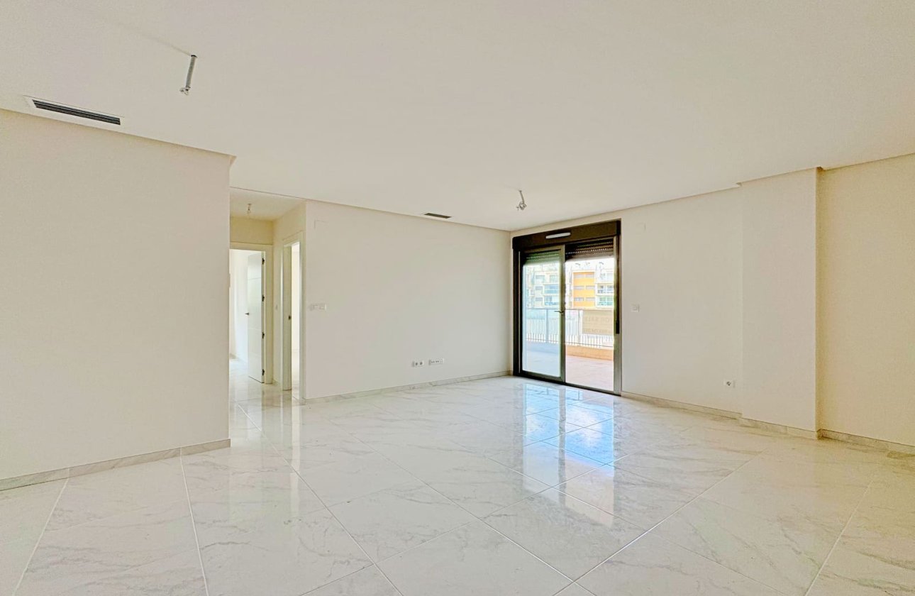 Resale - Apartment / flat - Orihuela Costa - Villamartín