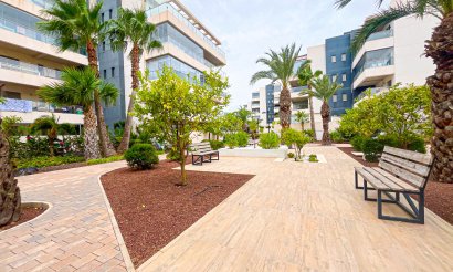 Resale - Apartment / flat - Orihuela Costa - Villamartín