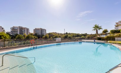 Resale - Apartment / flat - Orihuela Costa - Villamartín
