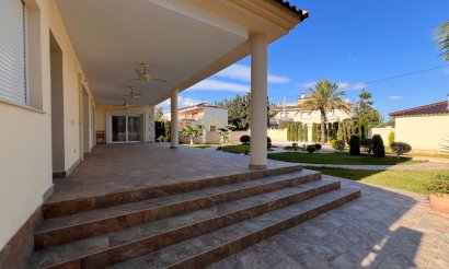 Revente - Villa - Orihuela Costa