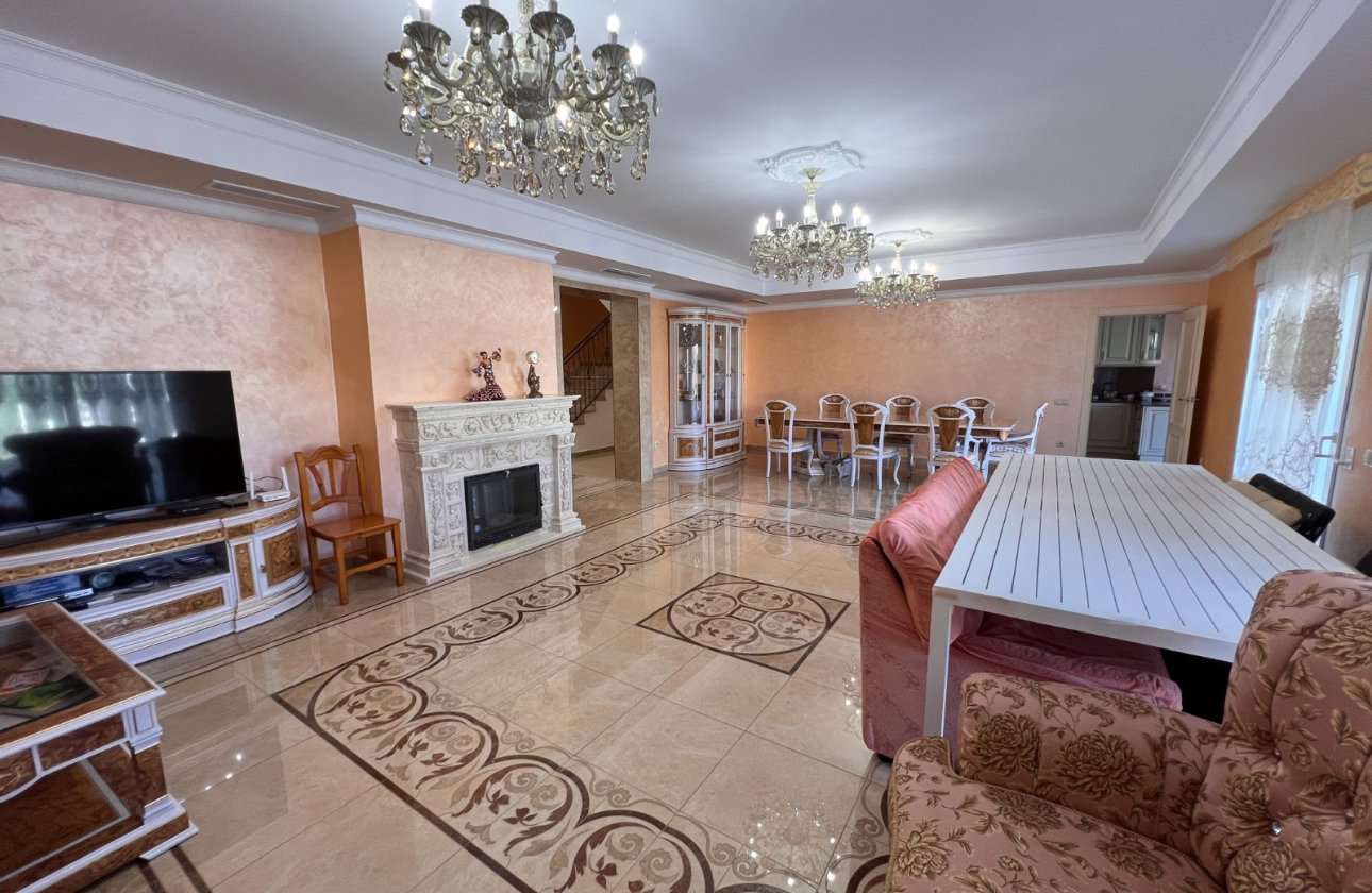 Revente - Villa - Orihuela Costa