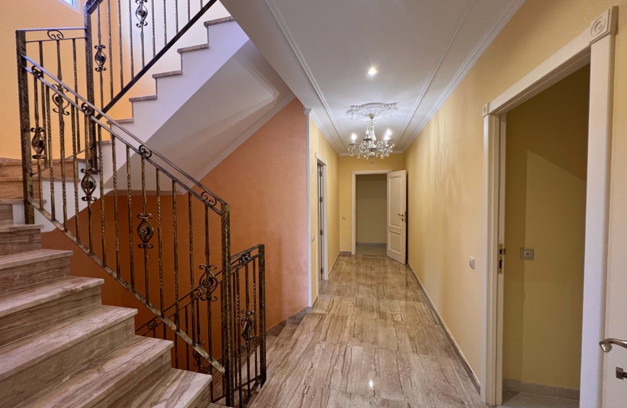 Revente - Villa - Orihuela Costa