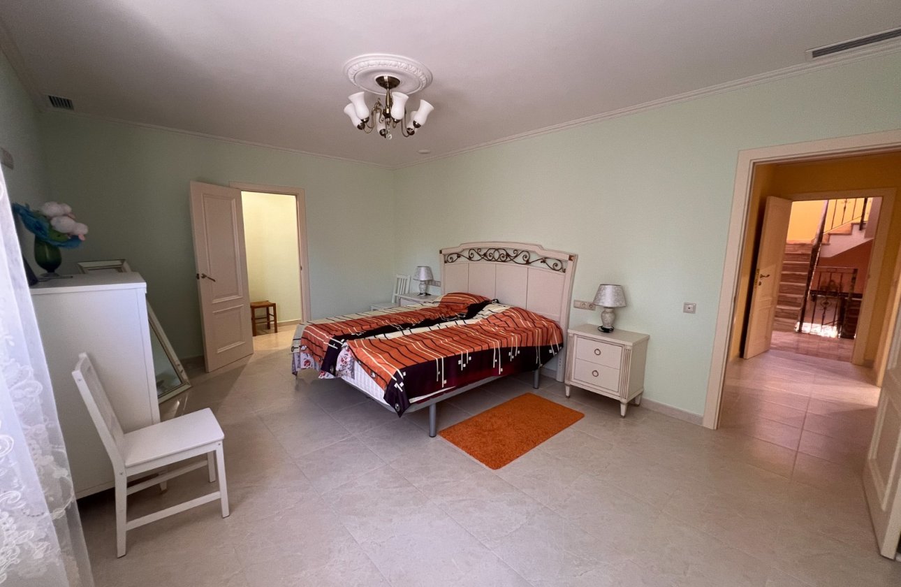 Revente - Villa - Orihuela Costa