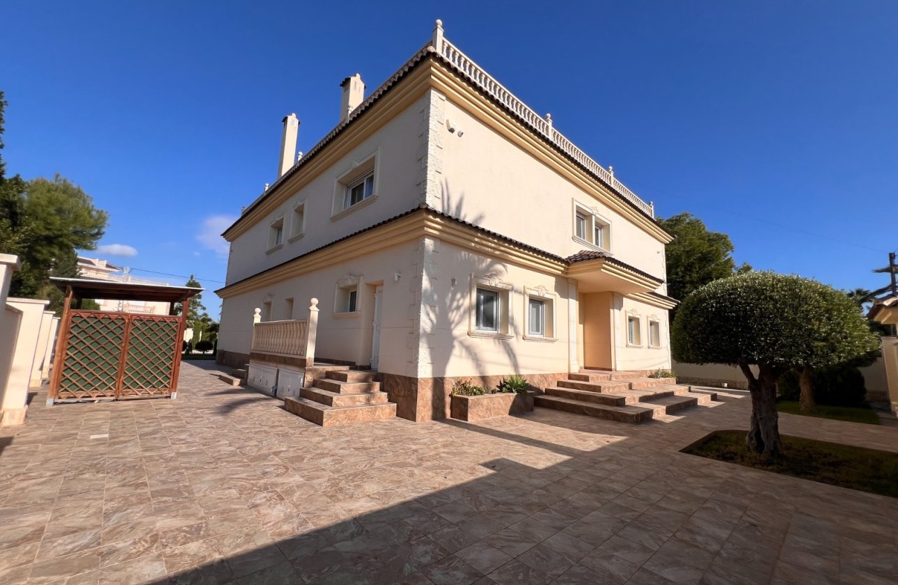 Revente - Villa - Orihuela Costa