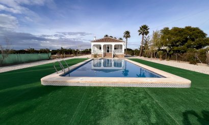 Resale - Villa - Dolores