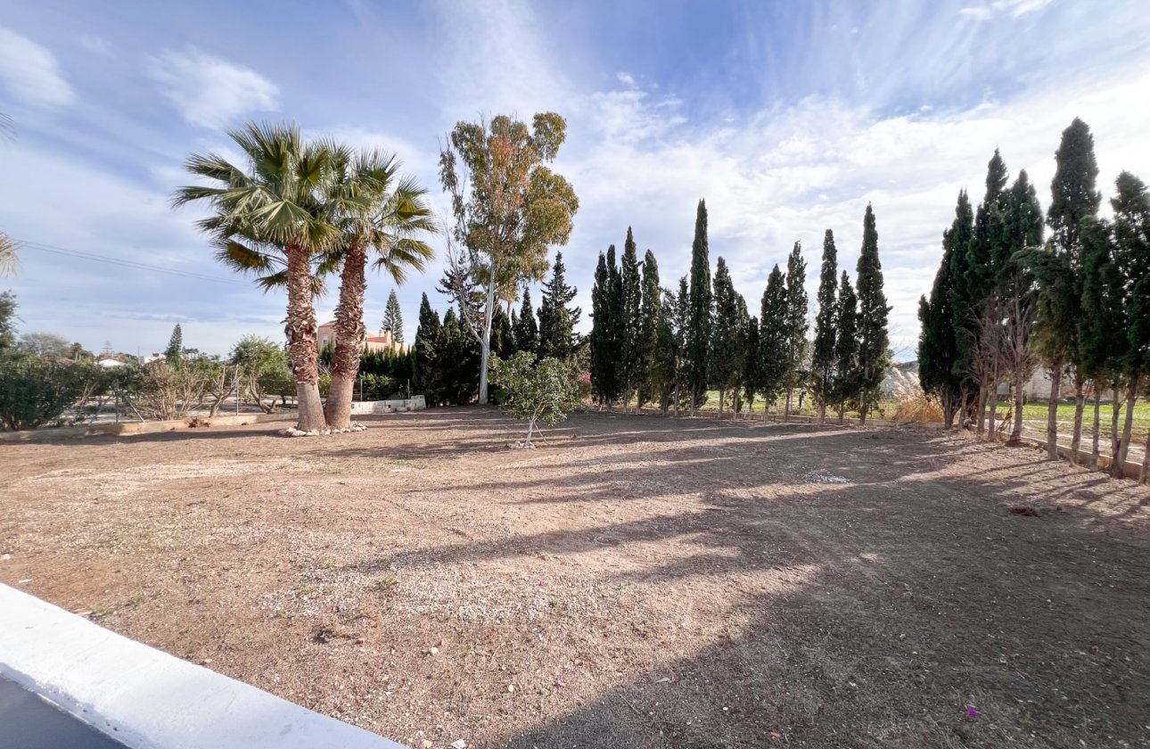 Resale - Villa - Dolores