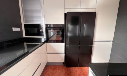 Resale - Villa - Dolores