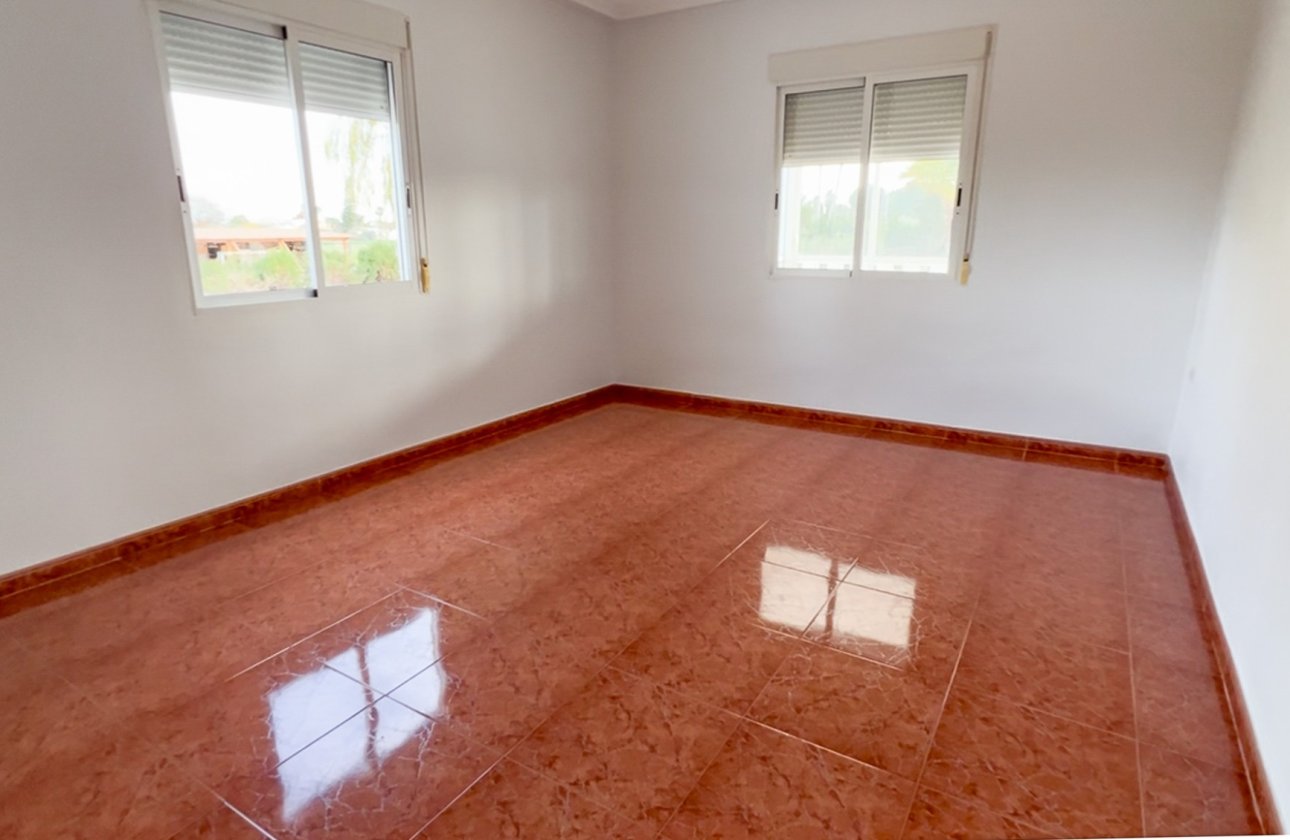 Resale - Villa - Dolores