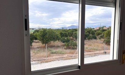 Resale - Villa - Dolores