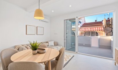 Resale - Villa - Torrevieja - El Chaparral