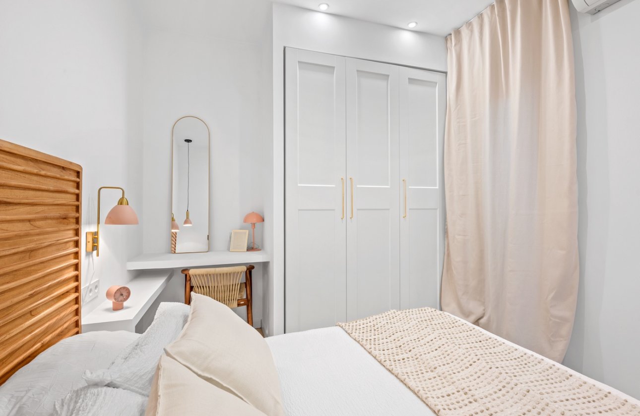 Resale - Villa - Torrevieja - El Chaparral