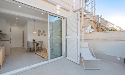 Resale - Villa - Torrevieja - El Chaparral