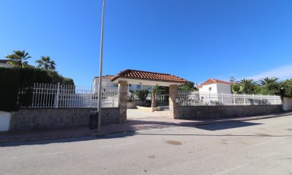 Resale - Villa - Algorfa - Lomas de La Juliana
