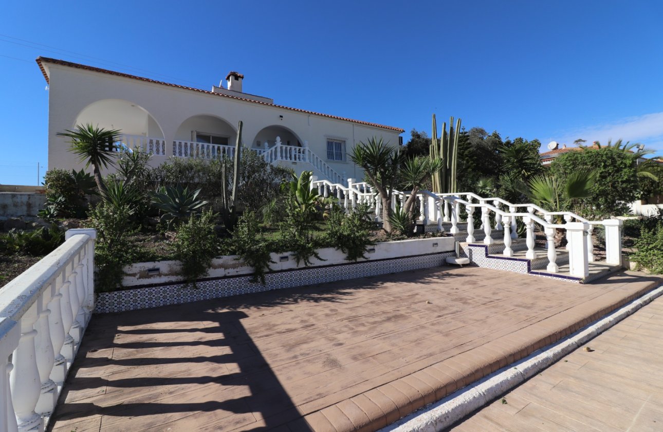 Resale - Villa - Algorfa - Lomas de La Juliana