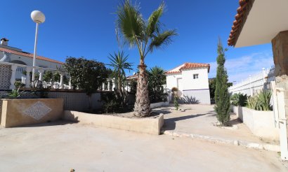 Resale - Villa - Algorfa - Lomas de La Juliana