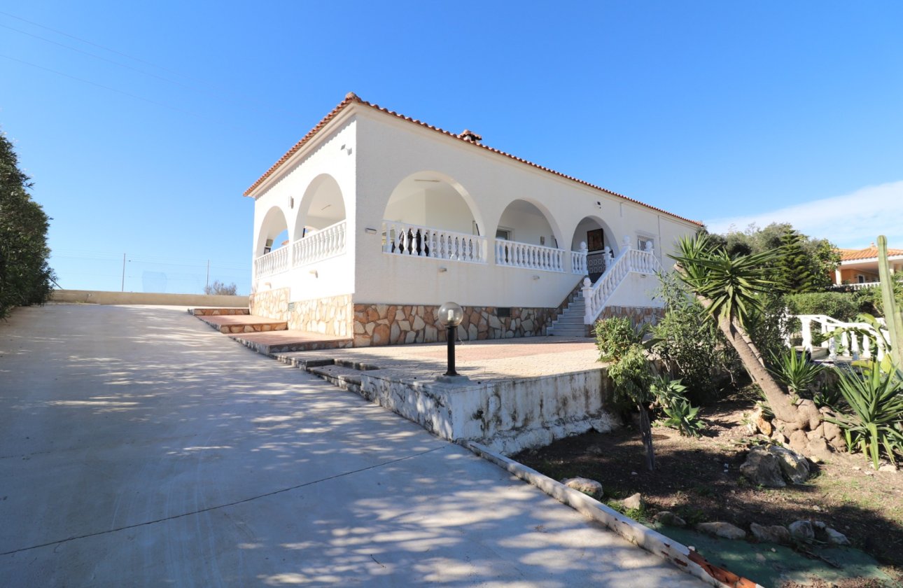 Resale - Villa - Algorfa - Lomas de La Juliana