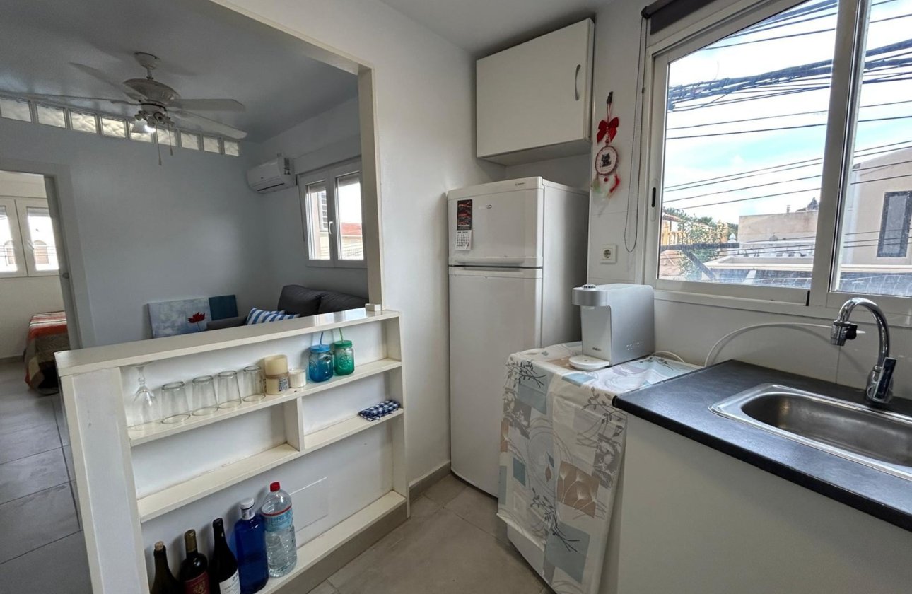 Resale - Apartment / flat - San Miguel de Salinas