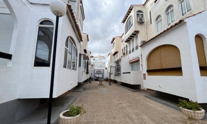 Resale - Apartment / flat - San Miguel de Salinas