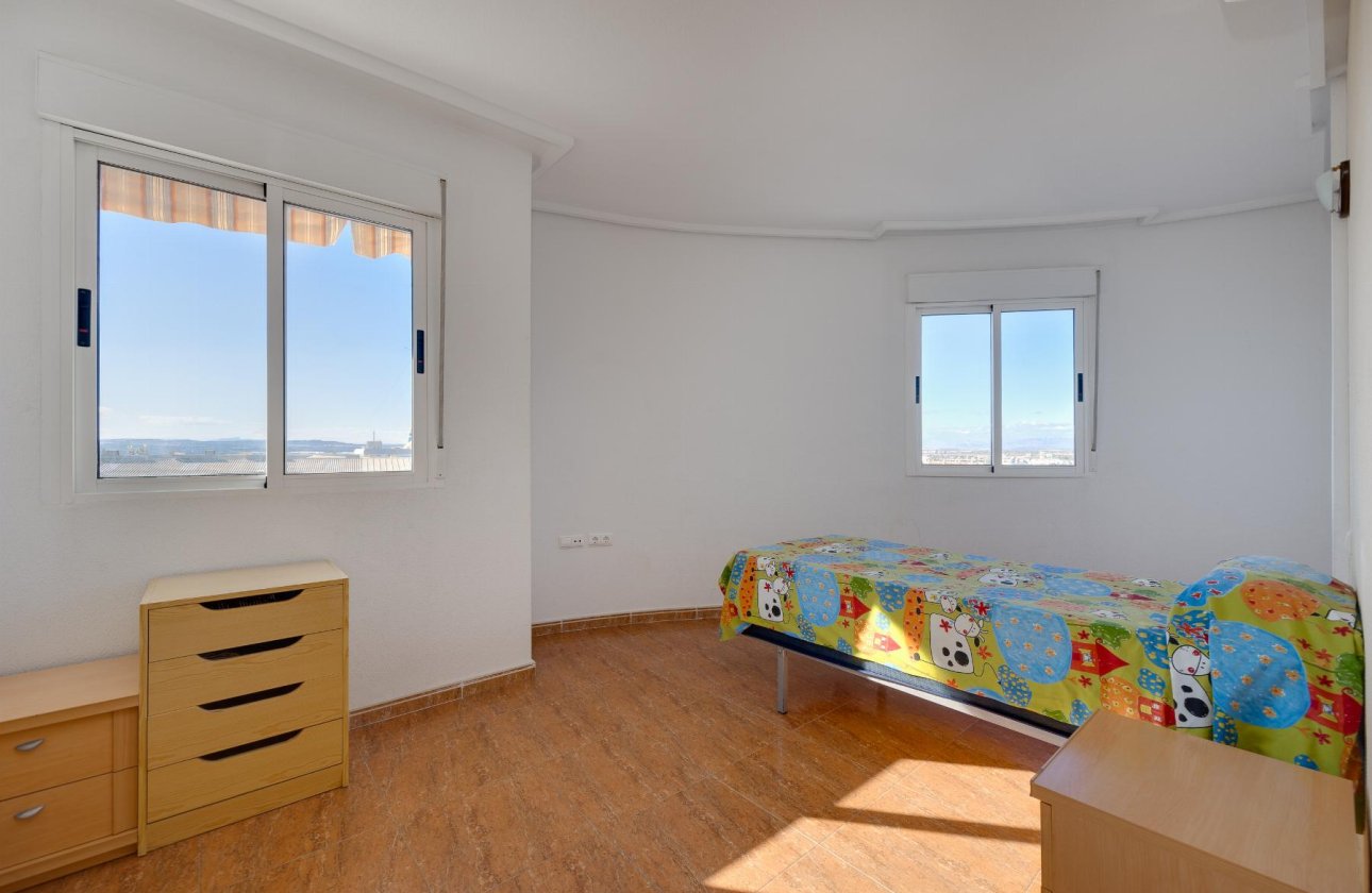 Resale - Apartment / flat - Torrevieja