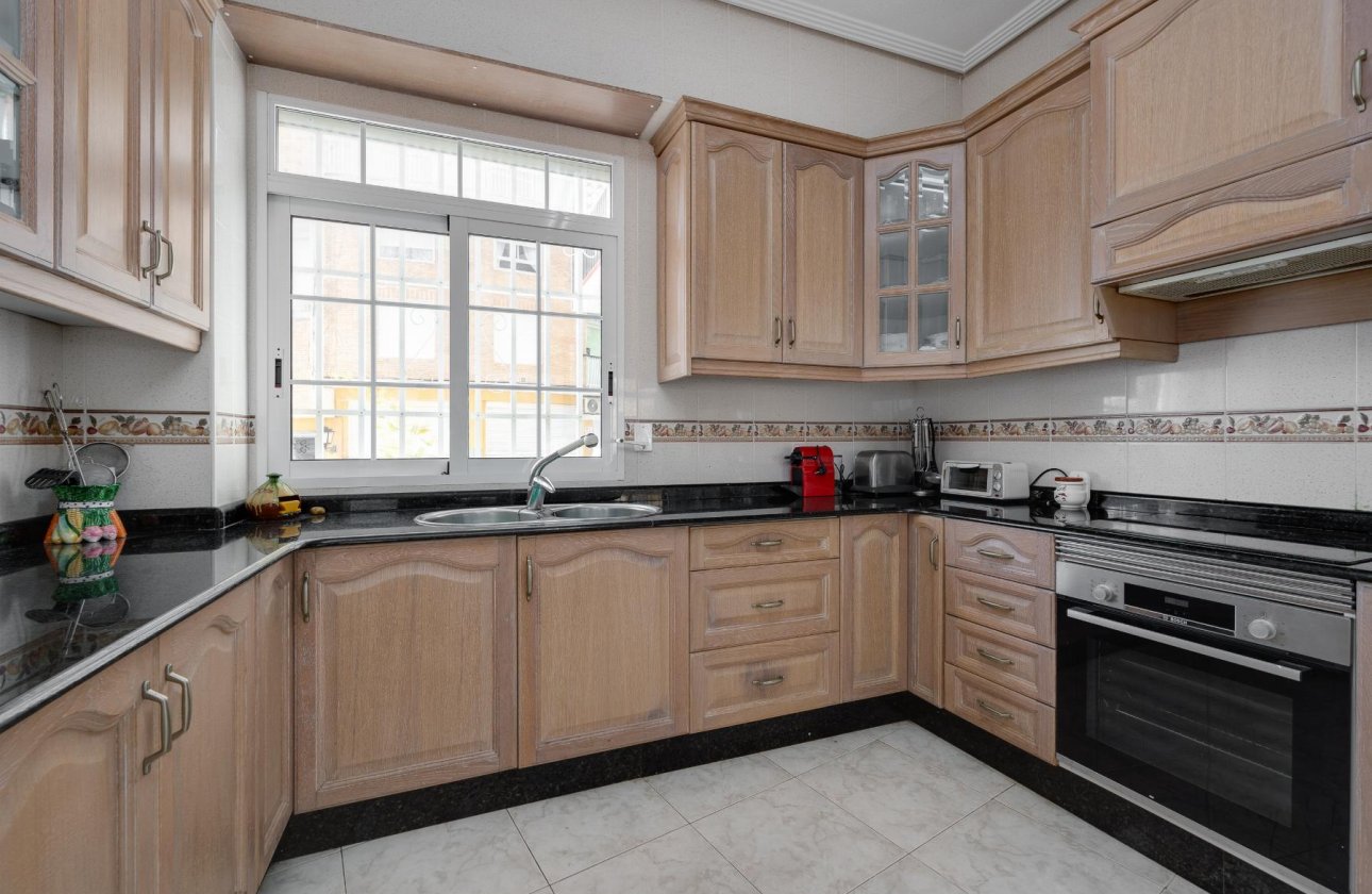 Resale - Apartment / flat - Torrevieja