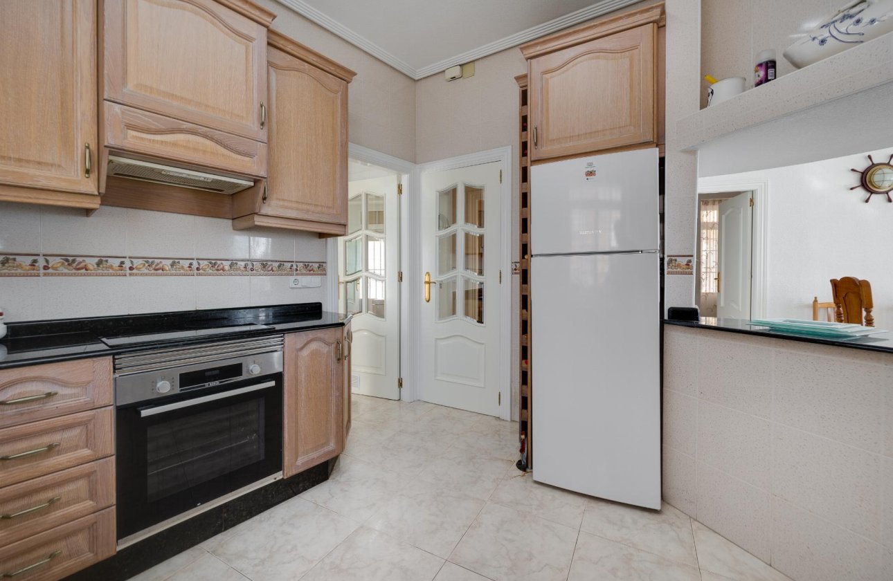 Resale - Apartment / flat - Torrevieja