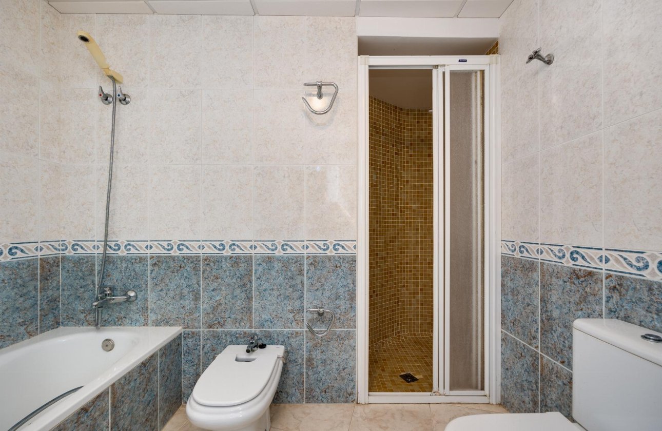 Resale - Apartment / flat - Torrevieja