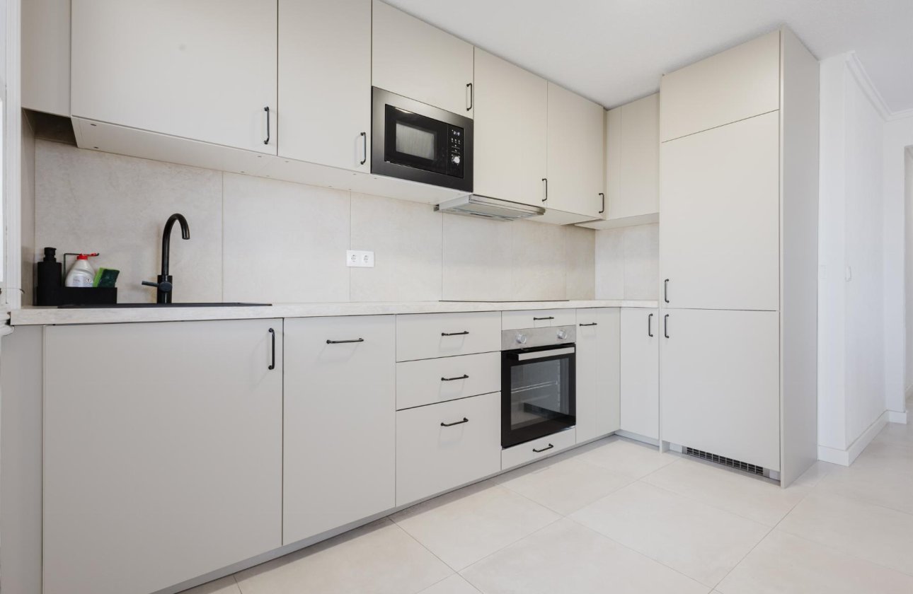 Resale - Apartment / flat - Torrevieja