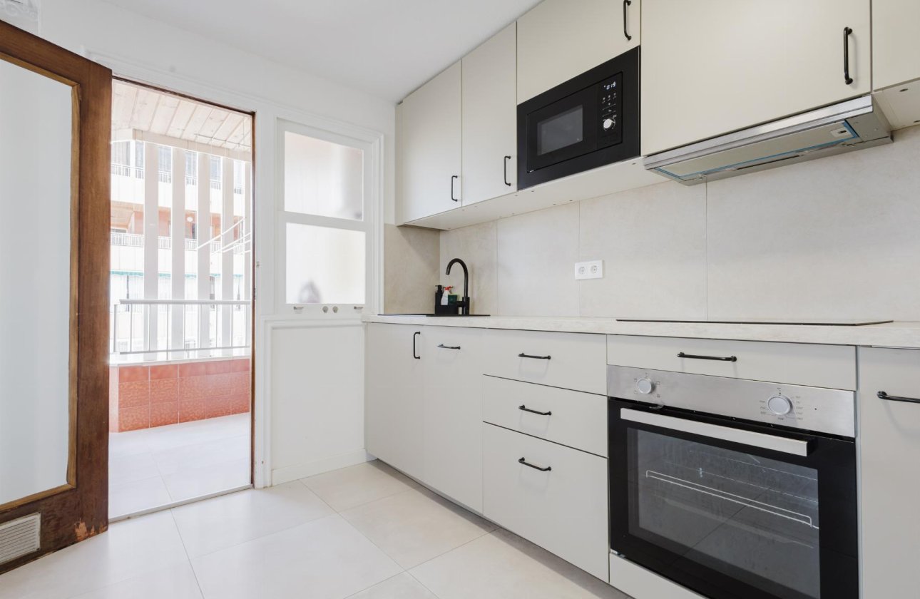 Resale - Apartment / flat - Torrevieja