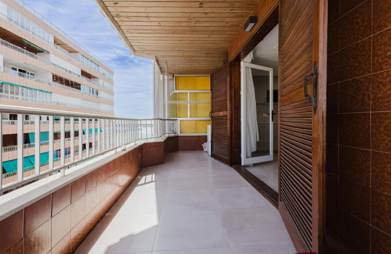 Resale - Apartment / flat - Torrevieja
