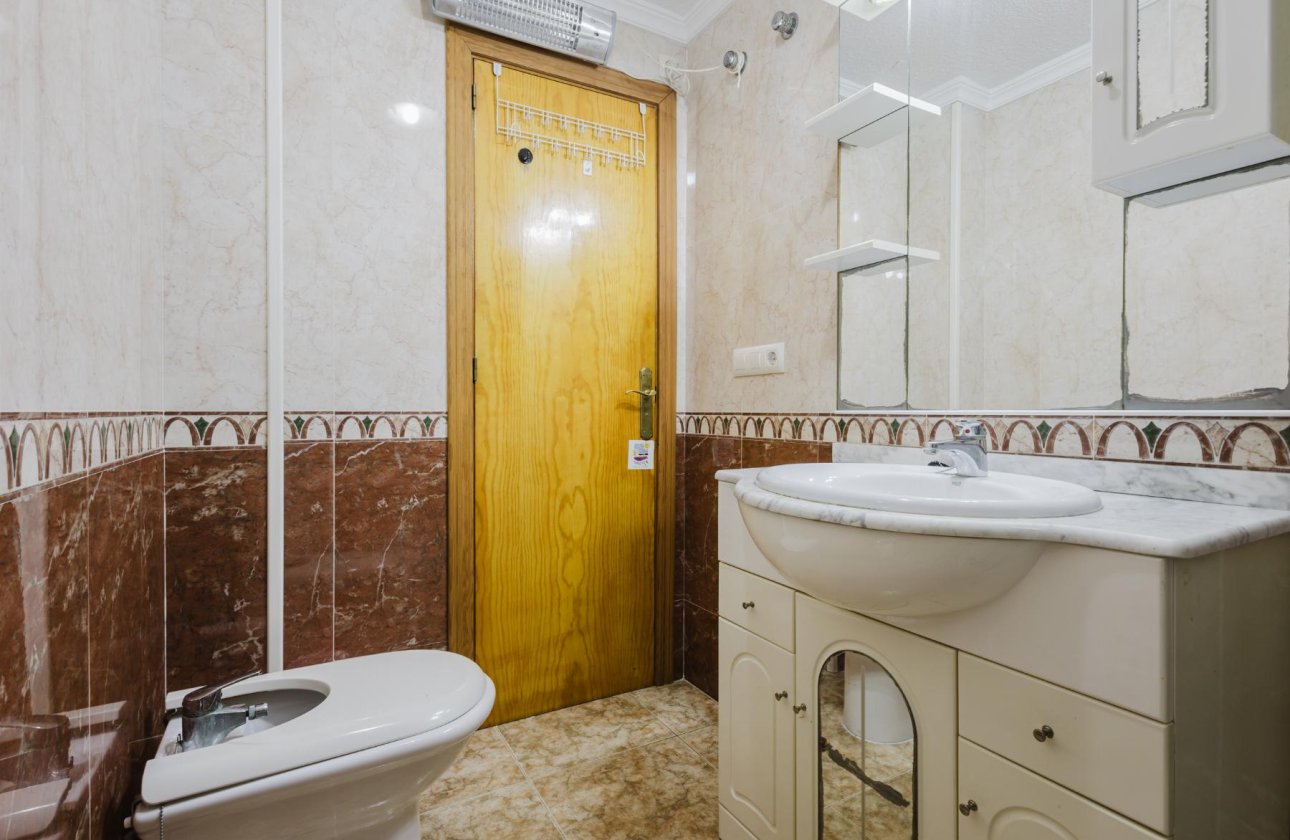 Resale - Apartment / flat - Torrevieja