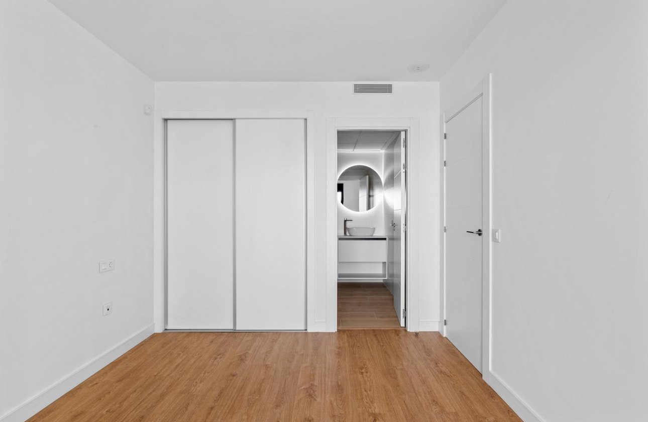 Resale - Apartment / flat - Orihuela Costa - Villamartín