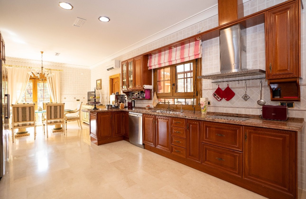 Resale - Villa - Campoamor