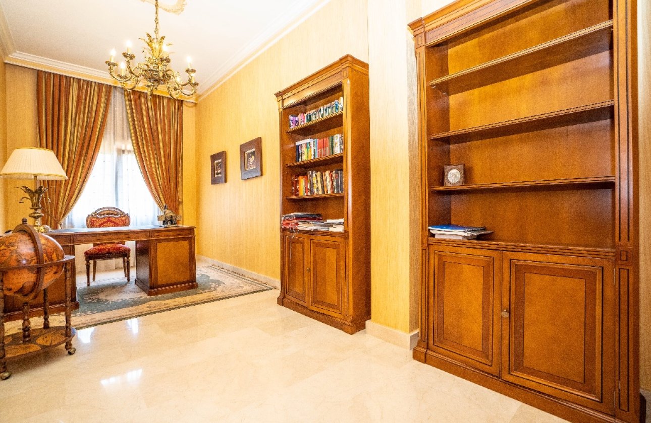 Resale - Villa - Campoamor