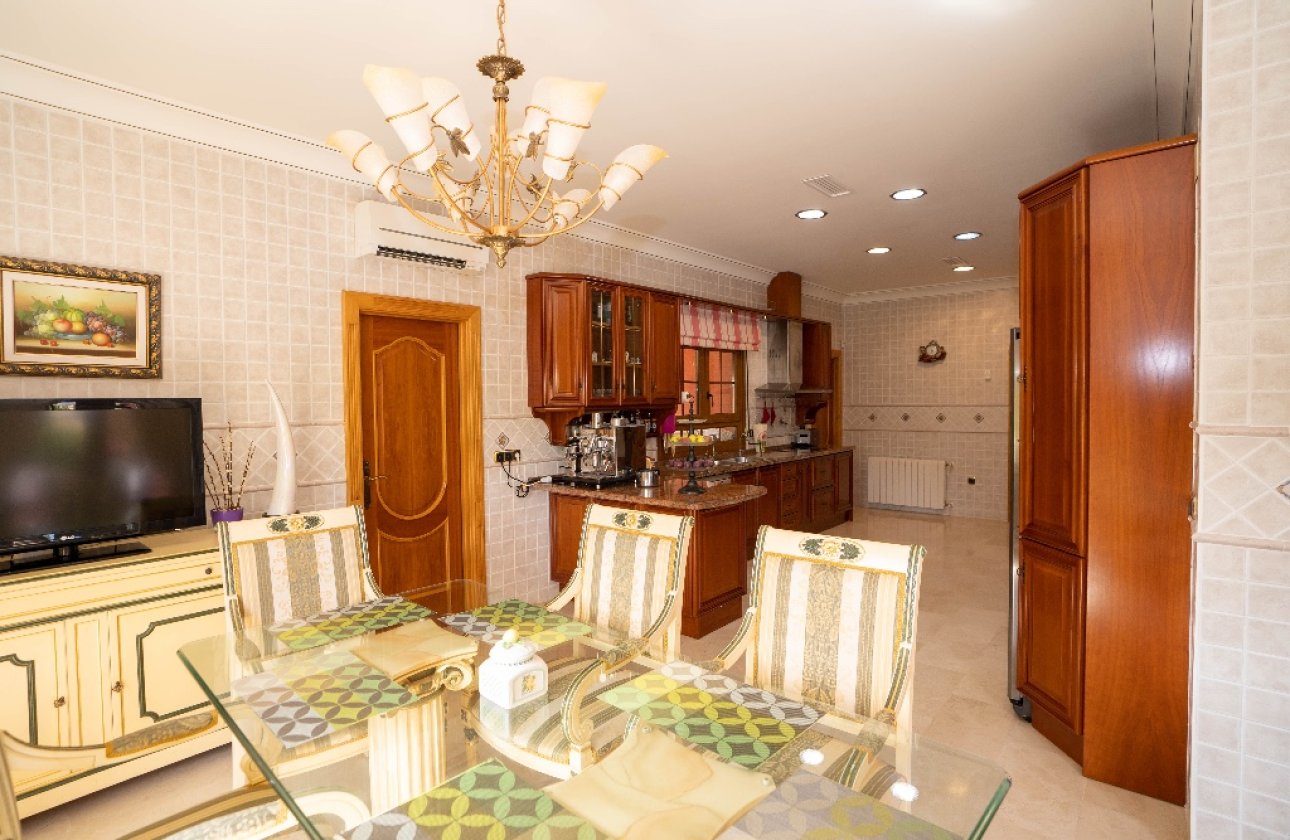 Resale - Villa - Campoamor