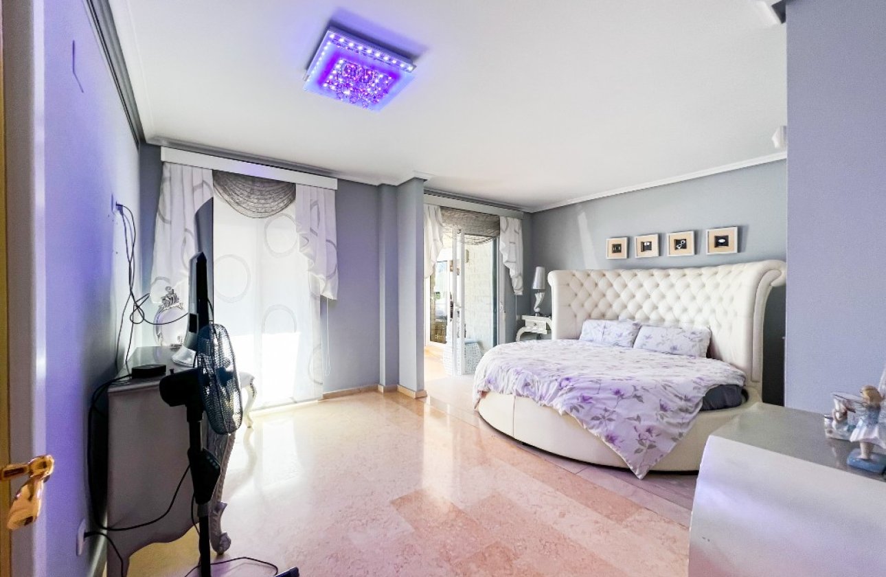 Reventa - Villa - La Mata