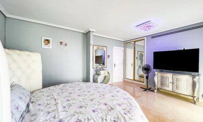 Reventa - Villa - La Mata