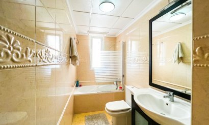 Reventa - Villa - La Mata