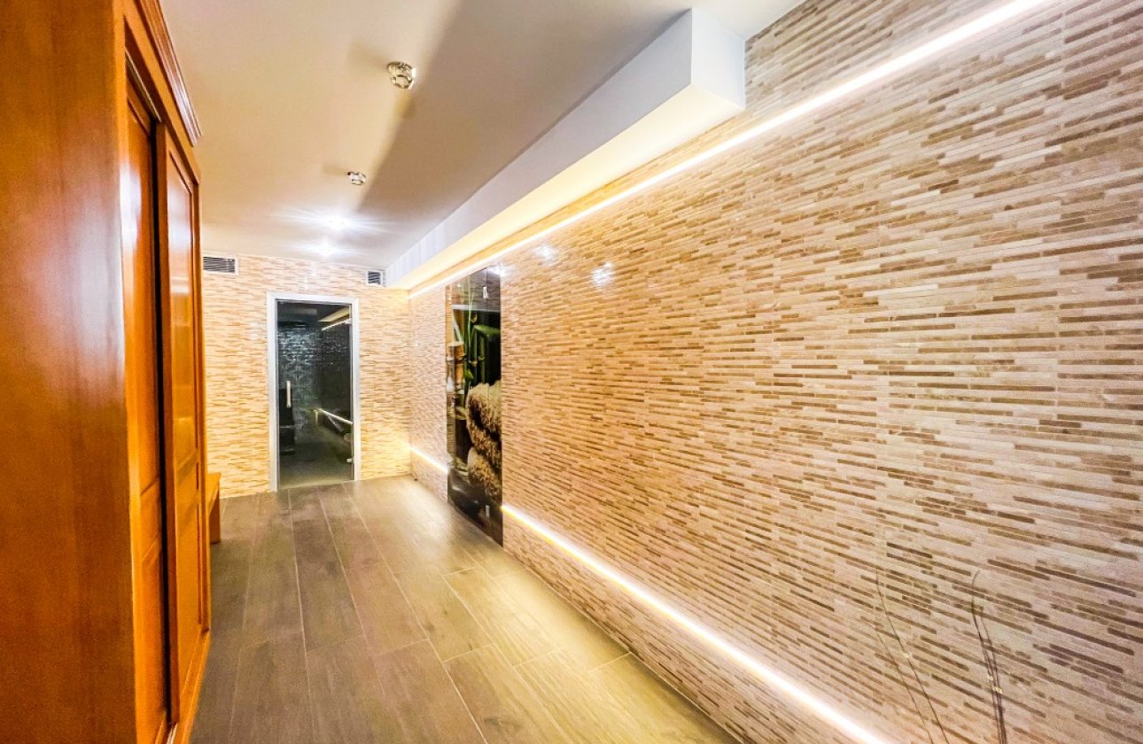 Reventa - Villa - La Mata