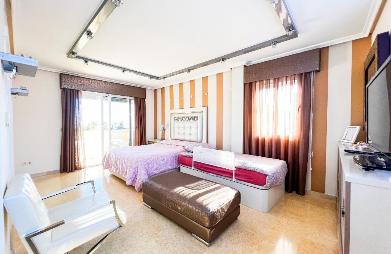 Reventa - Villa - La Mata