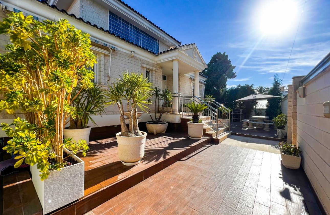 Reventa - Villa - La Mata