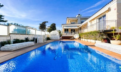 Reventa - Villa - La Mata