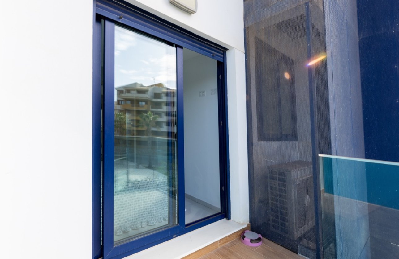 Resale - Apartment / flat - Punta Prima - Sea Senses