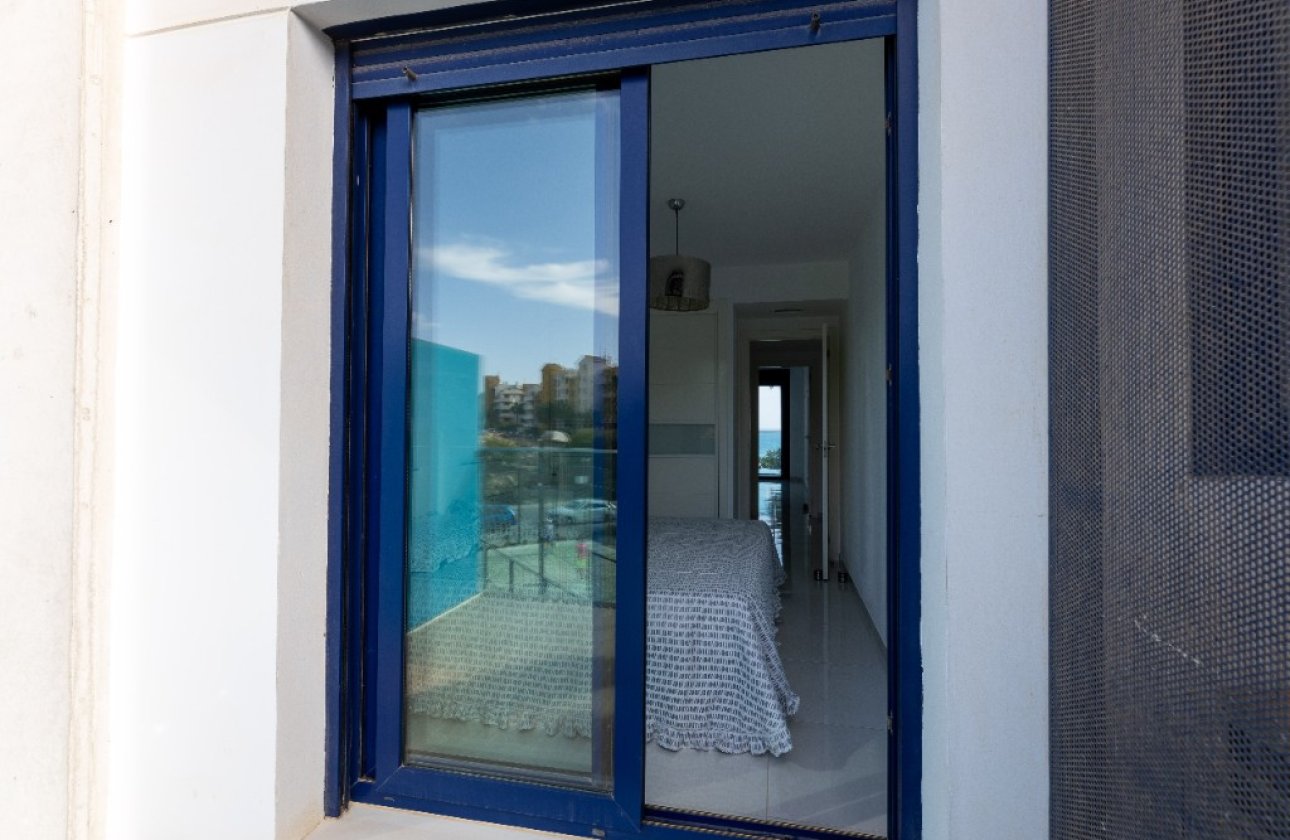 Resale - Apartment / flat - Punta Prima - Sea Senses