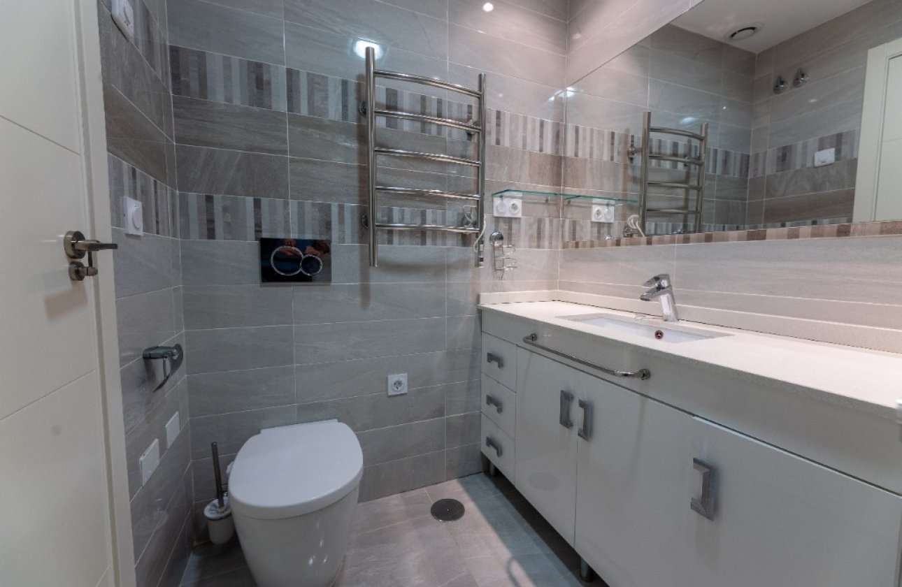 Resale - Apartment / flat - Punta Prima - Sea Senses