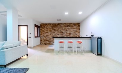 Resale - Villa - Cabo Roig