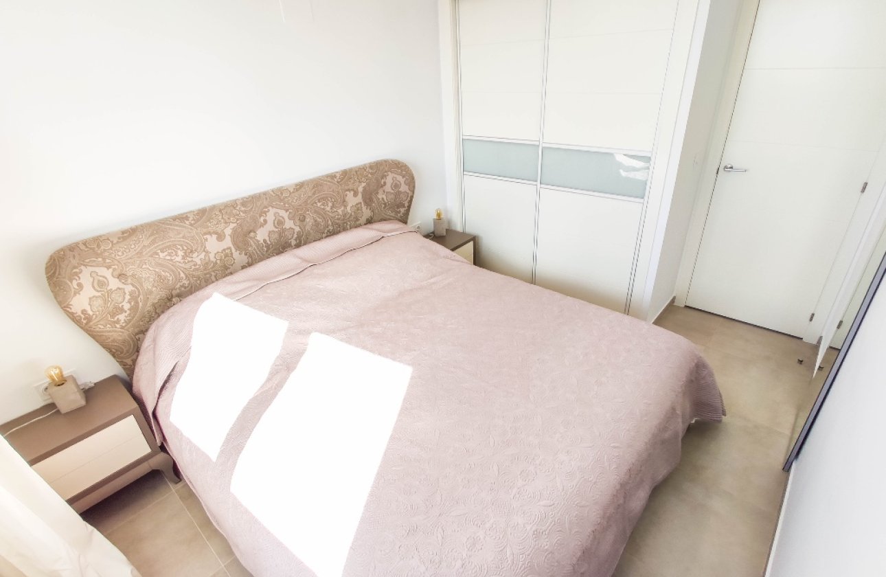 Resale - Penthouse - Punta Prima