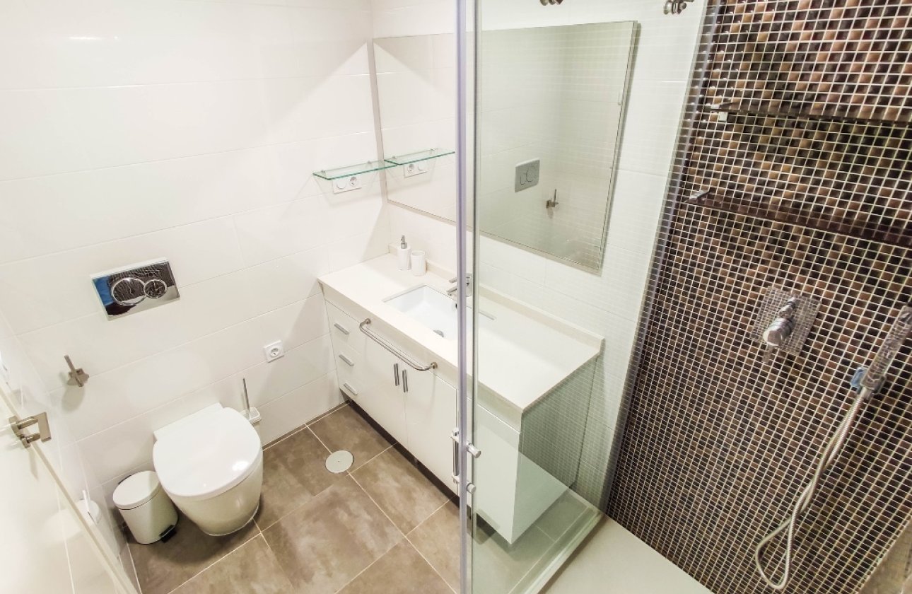 Resale - Penthouse - Punta Prima