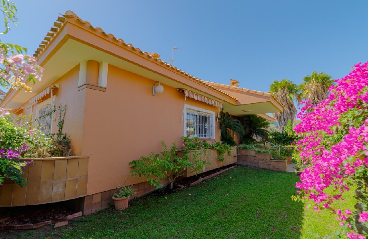 Reventa - Villa - Campoamor